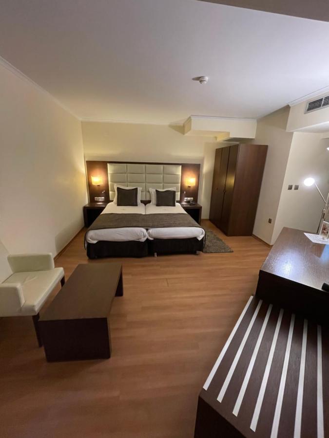 Europa Hotel Kastoria Buitenkant foto