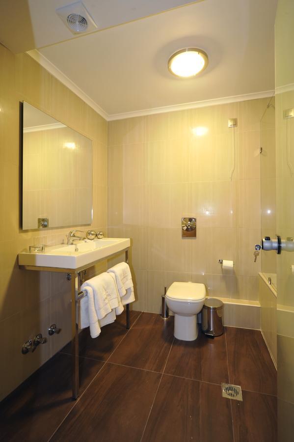Europa Hotel Kastoria Buitenkant foto